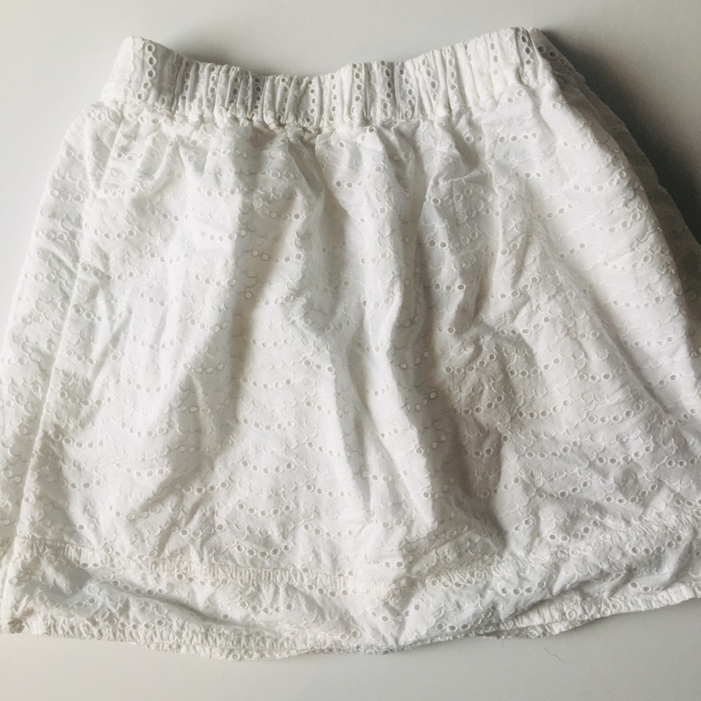 White Eyelet Skirt with Pockets!!!